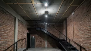 dom w stylu industrialnym projekt