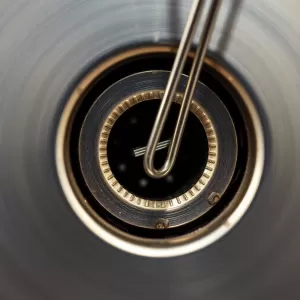 Jak zrobić wytrych do drzwi